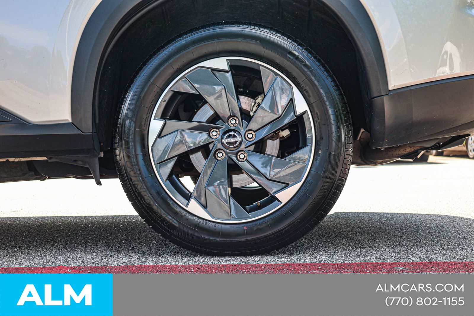 Used 2024 Silver Nissan SV image 16