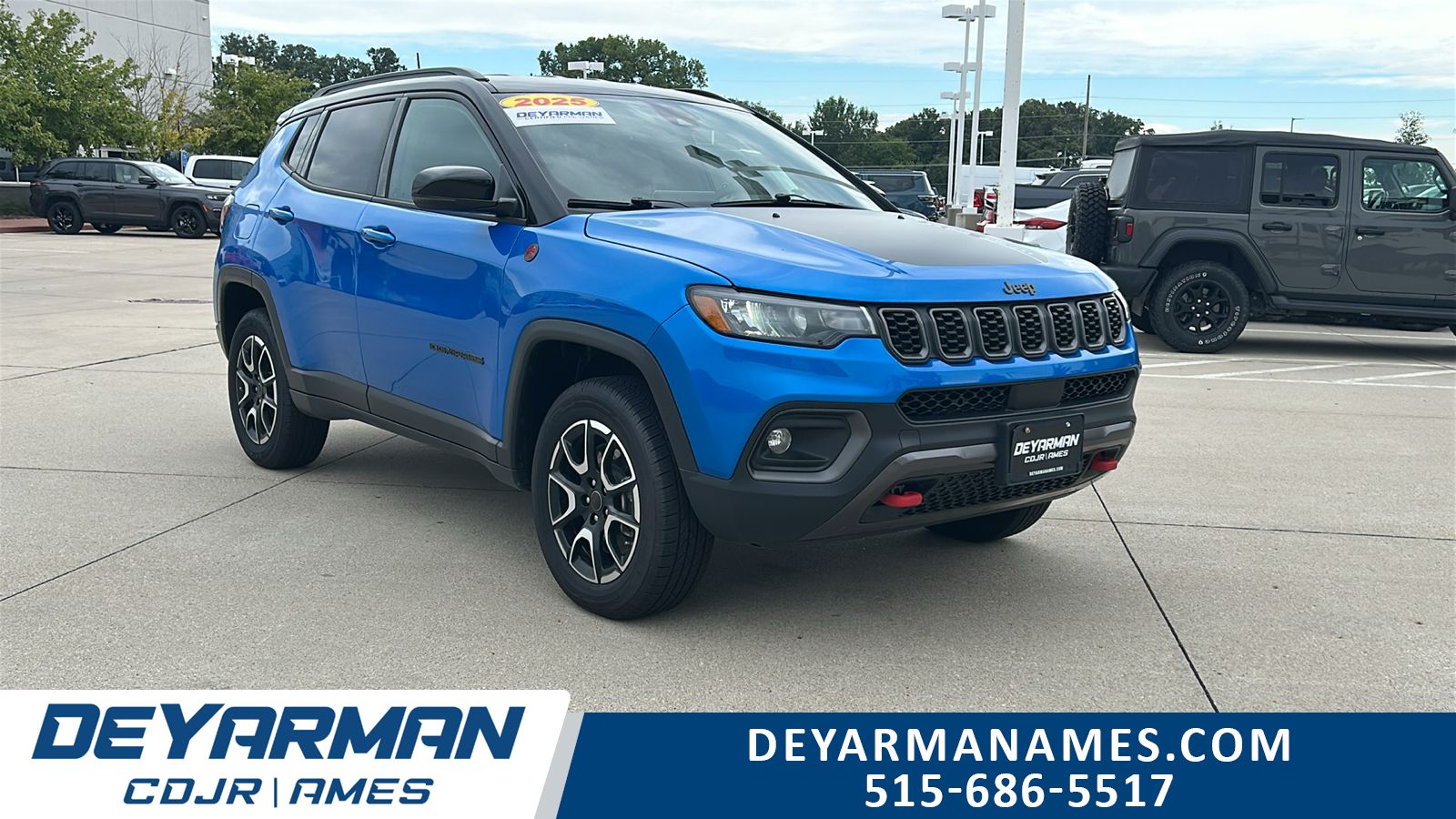 Hydro Blue Pearlcoat 2025 Jeep Compass SUV / Crossover Four-Wheel Drive 8-Speed Automatic