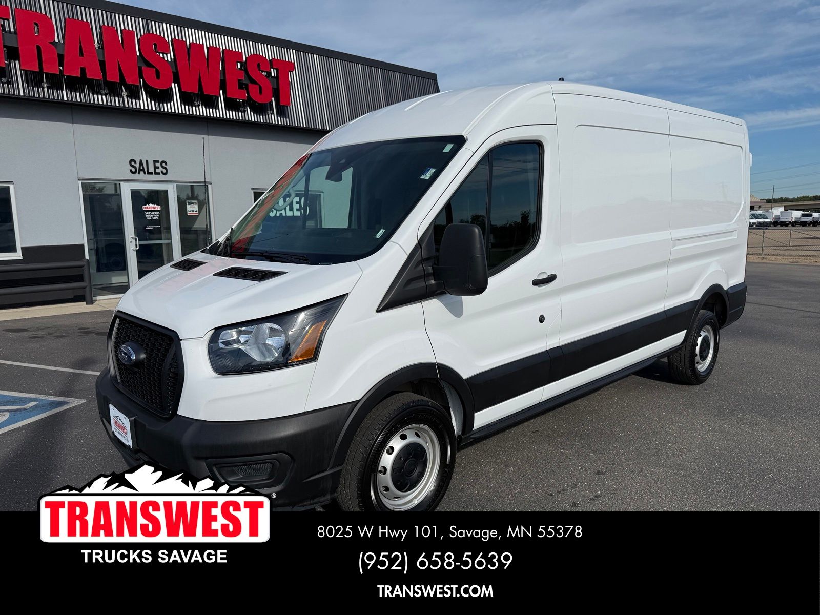  2025 Ford Transit Cargo 250 Medium Roof LB RWD   