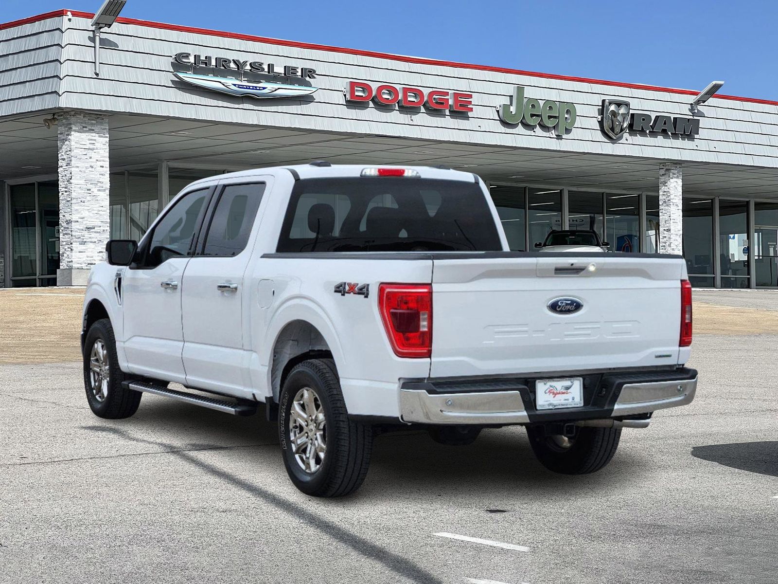 2021 Ford F-150 XLT 4