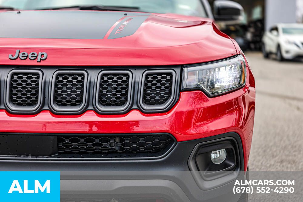 2024 Jeep Compass Trailhawk photo 14