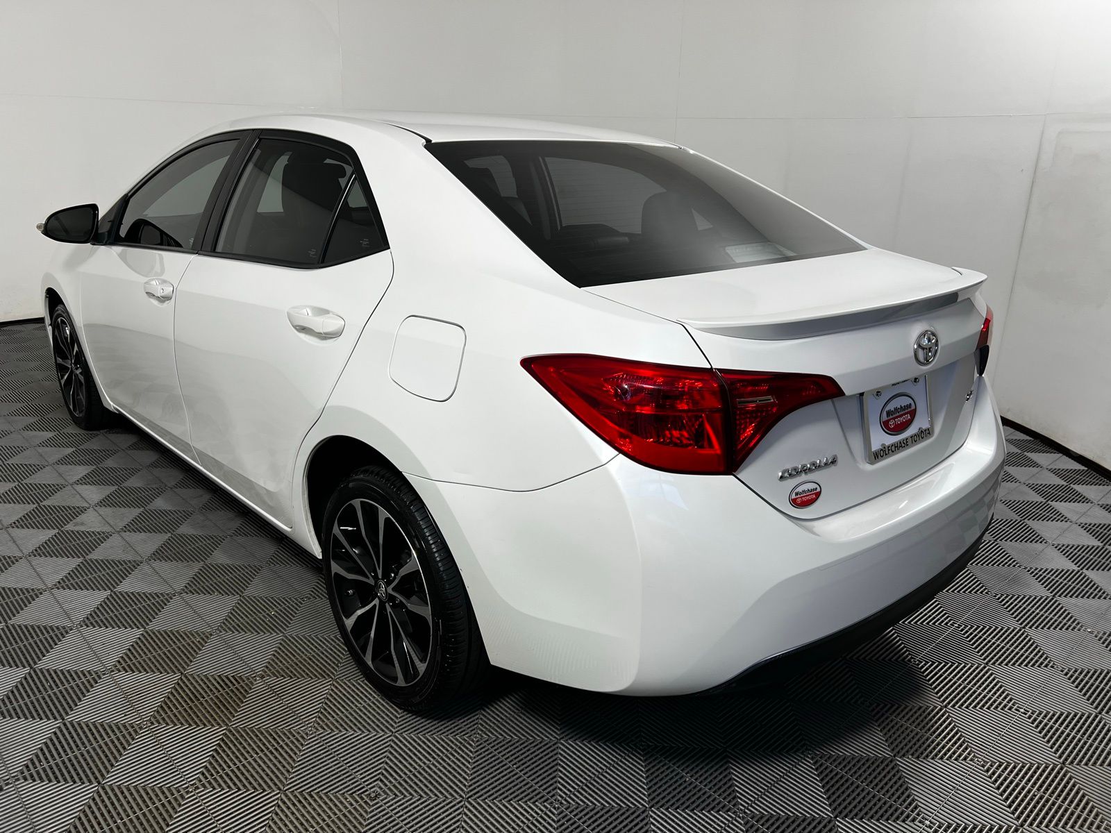 2018 Toyota Corolla SE 7