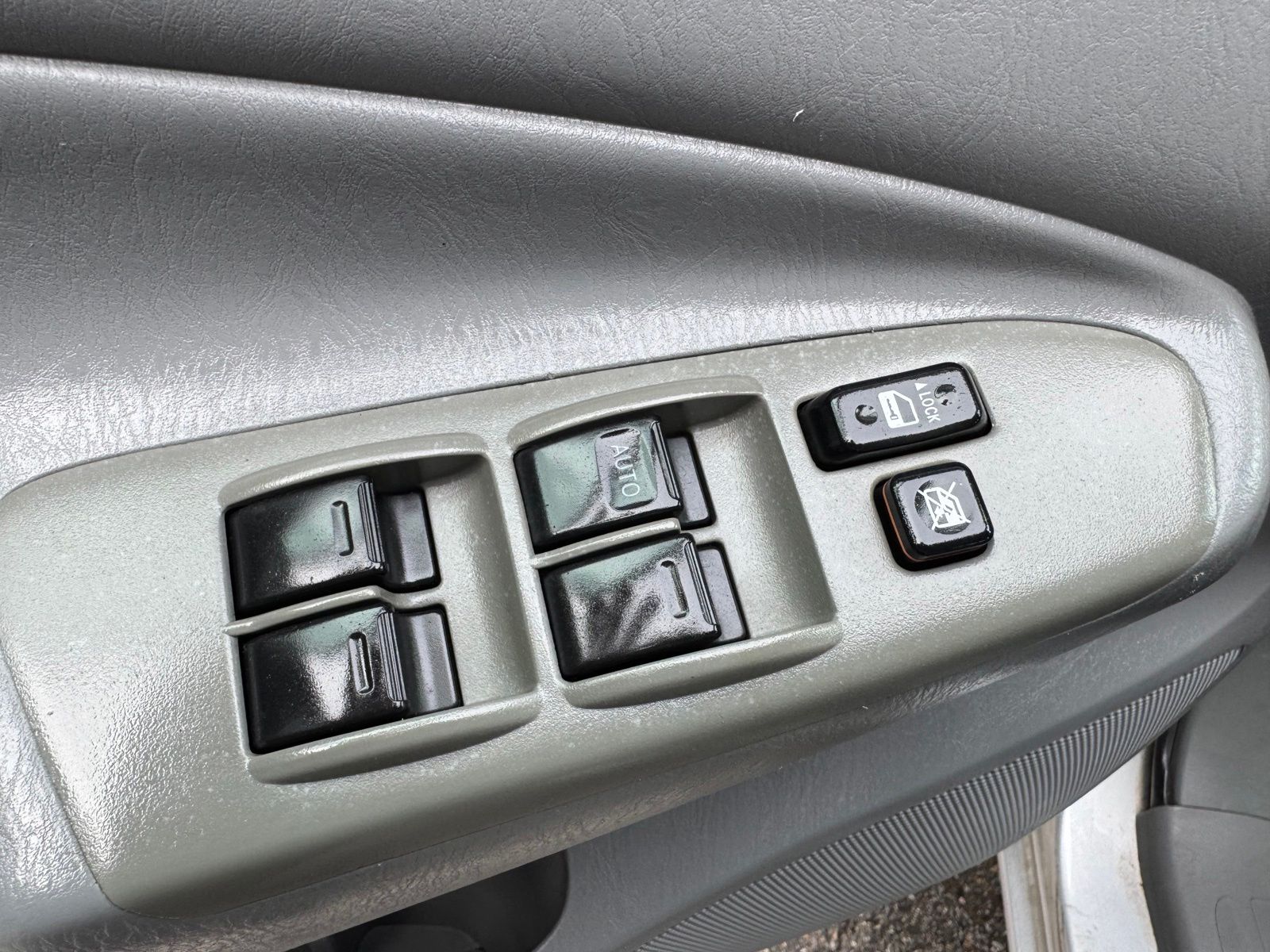 Used 2010 Toyota Tacoma Truck