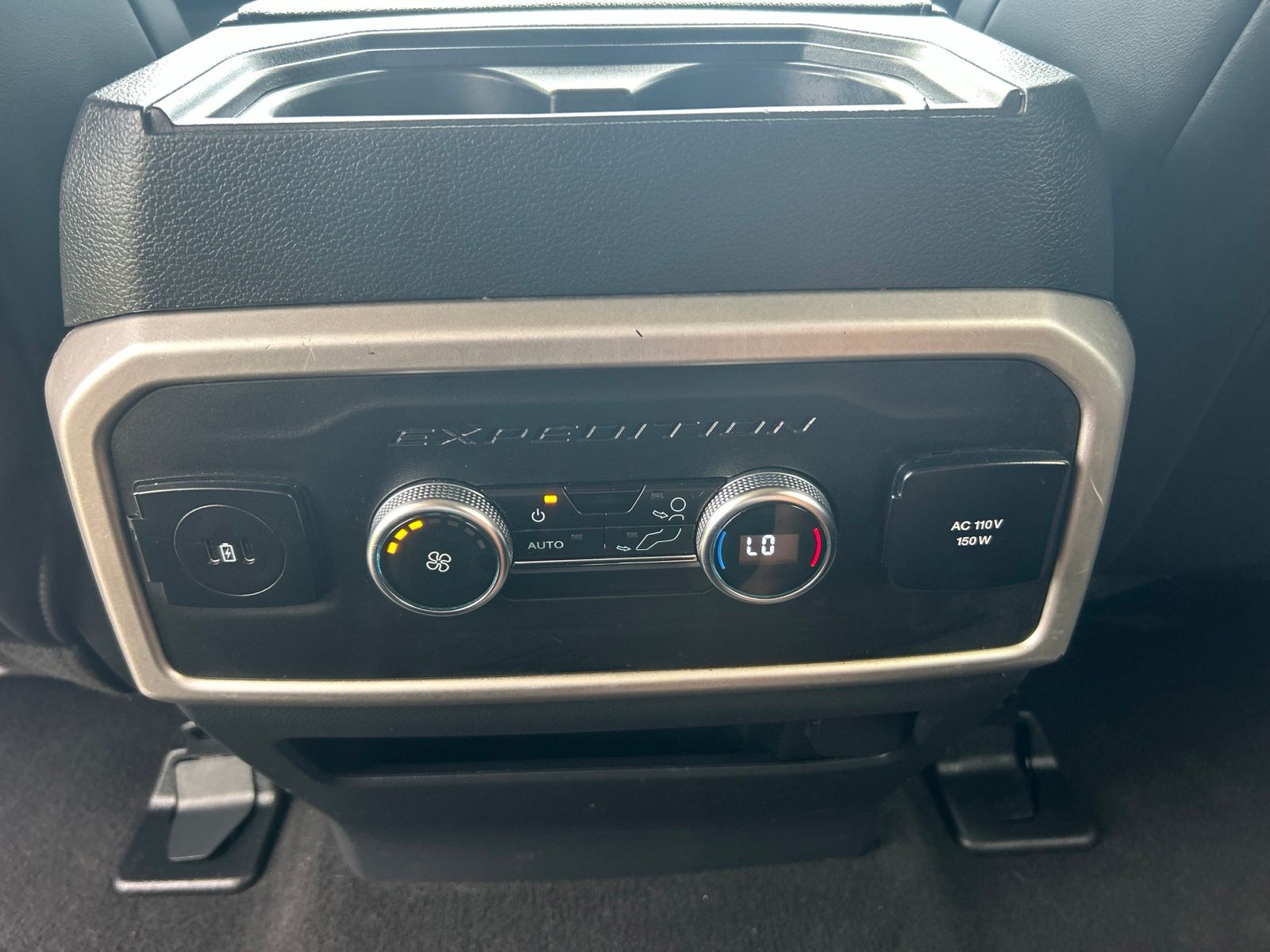 Certified Used 2024 Gray Metallic Ford XLT image 28