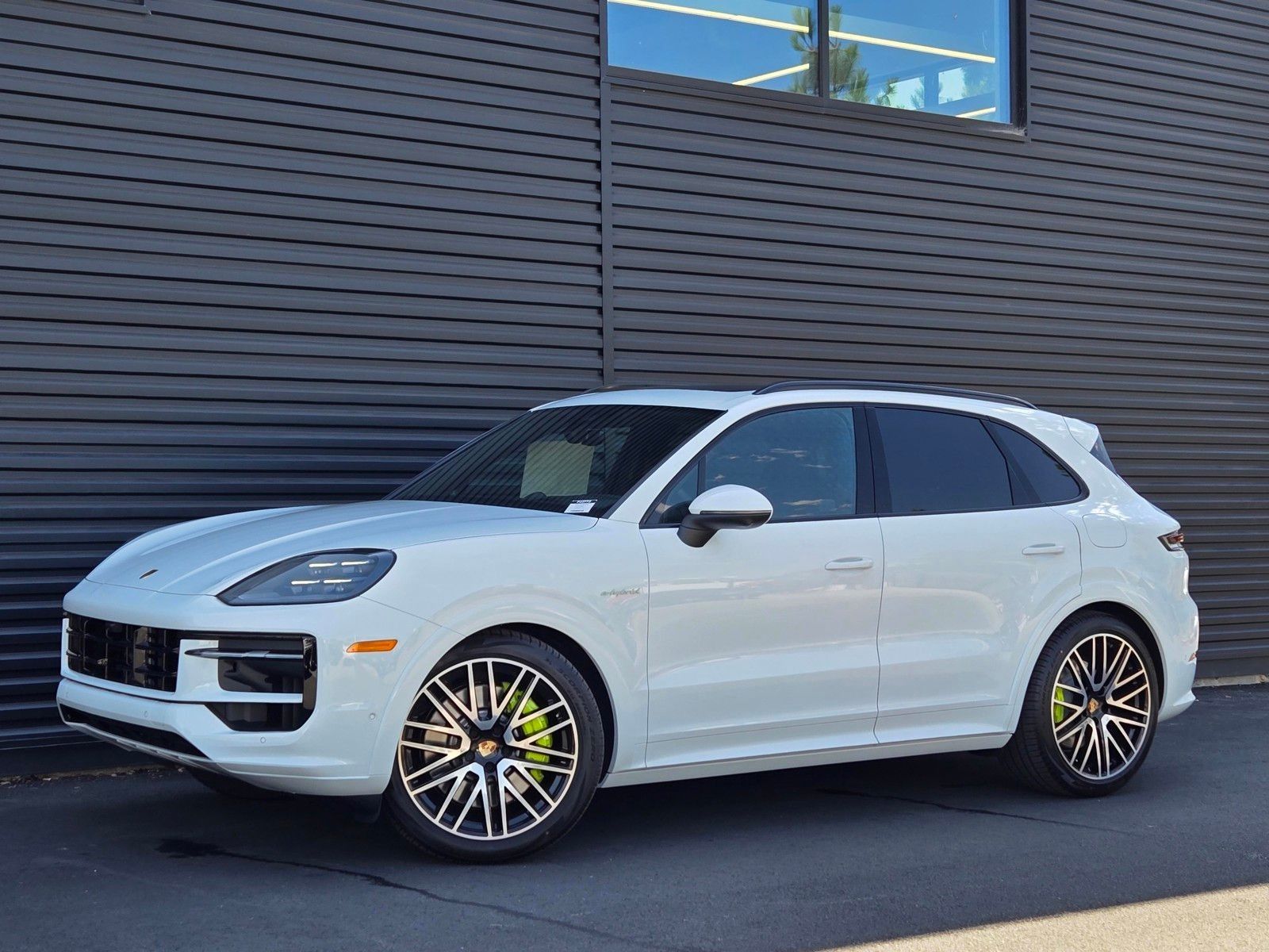 2025 Porsche Cayenne SUV / Crossover All-Wheel Drive 8-Speed Automatic