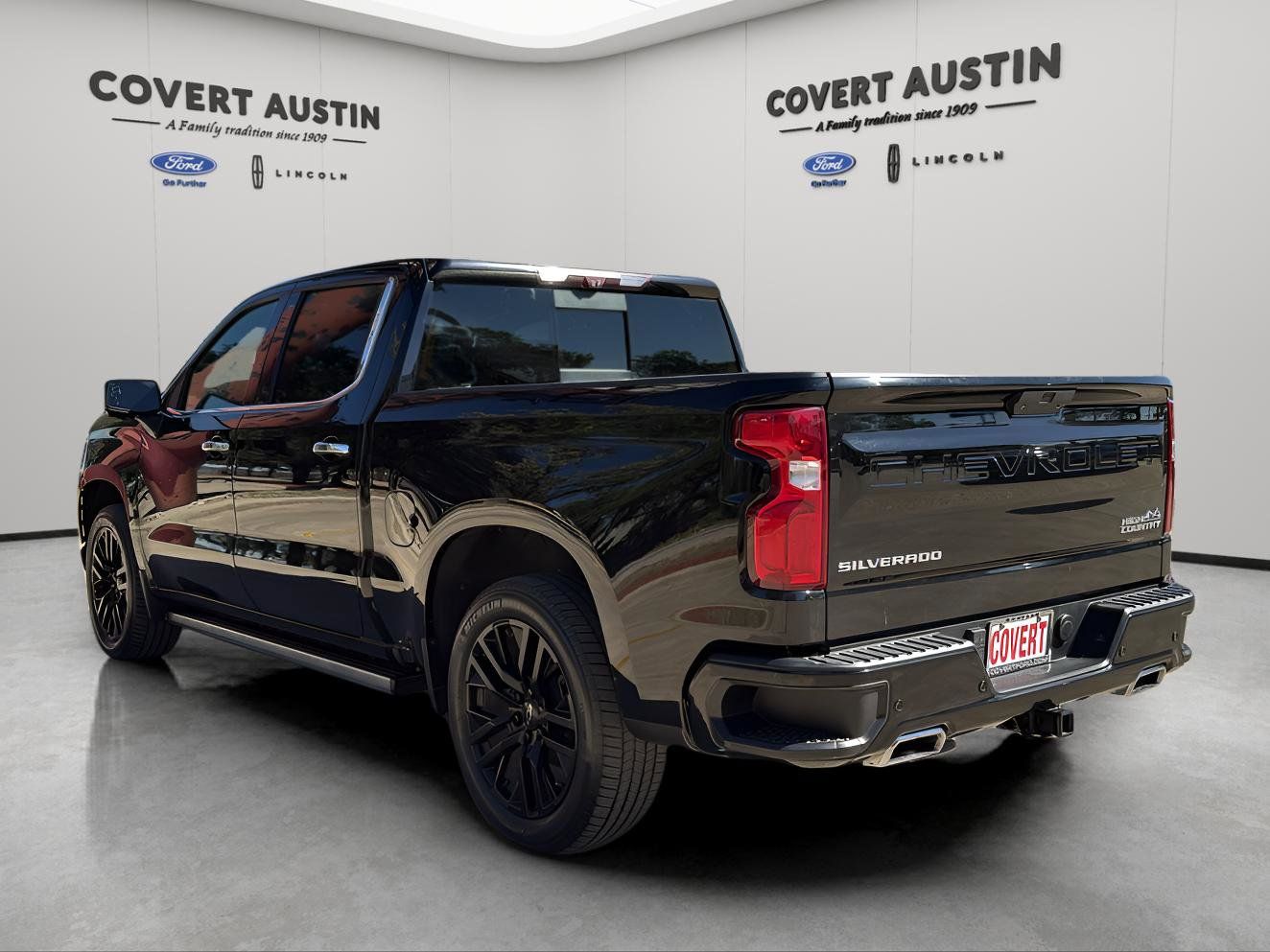 Used Car 2021 Chevrolet Silverado 1500  High Country For Sale Under $40,000 In Austin, Texas