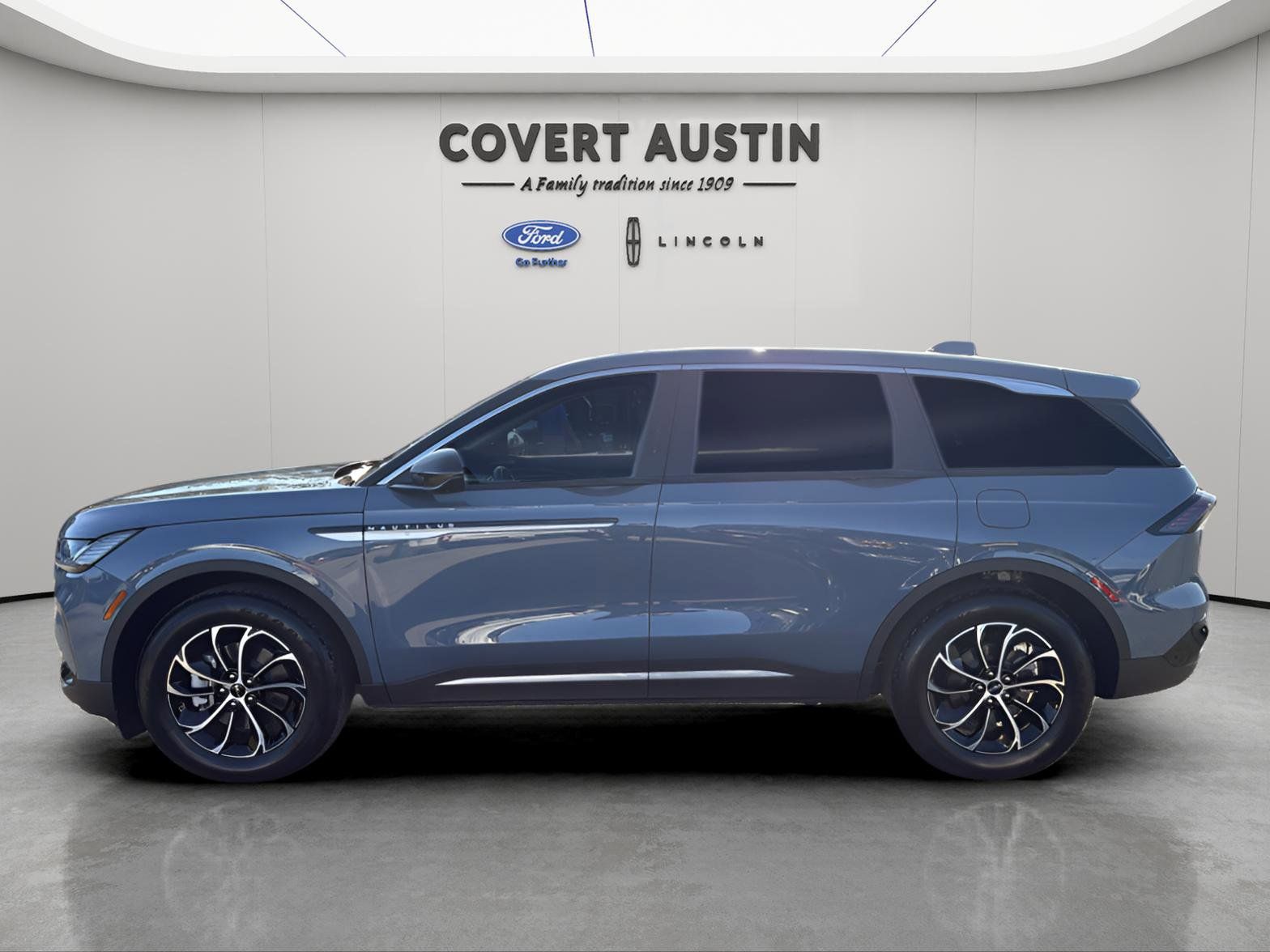 Used Car 2025 Lincoln Nautilus  Premiere For Sale Under $50,000 In Austin, Texas