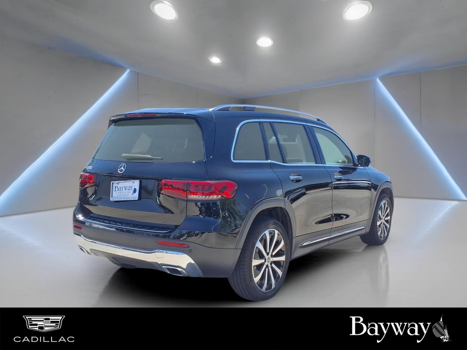 2021 Mercedes-Benz GLB GLB 250 - 1