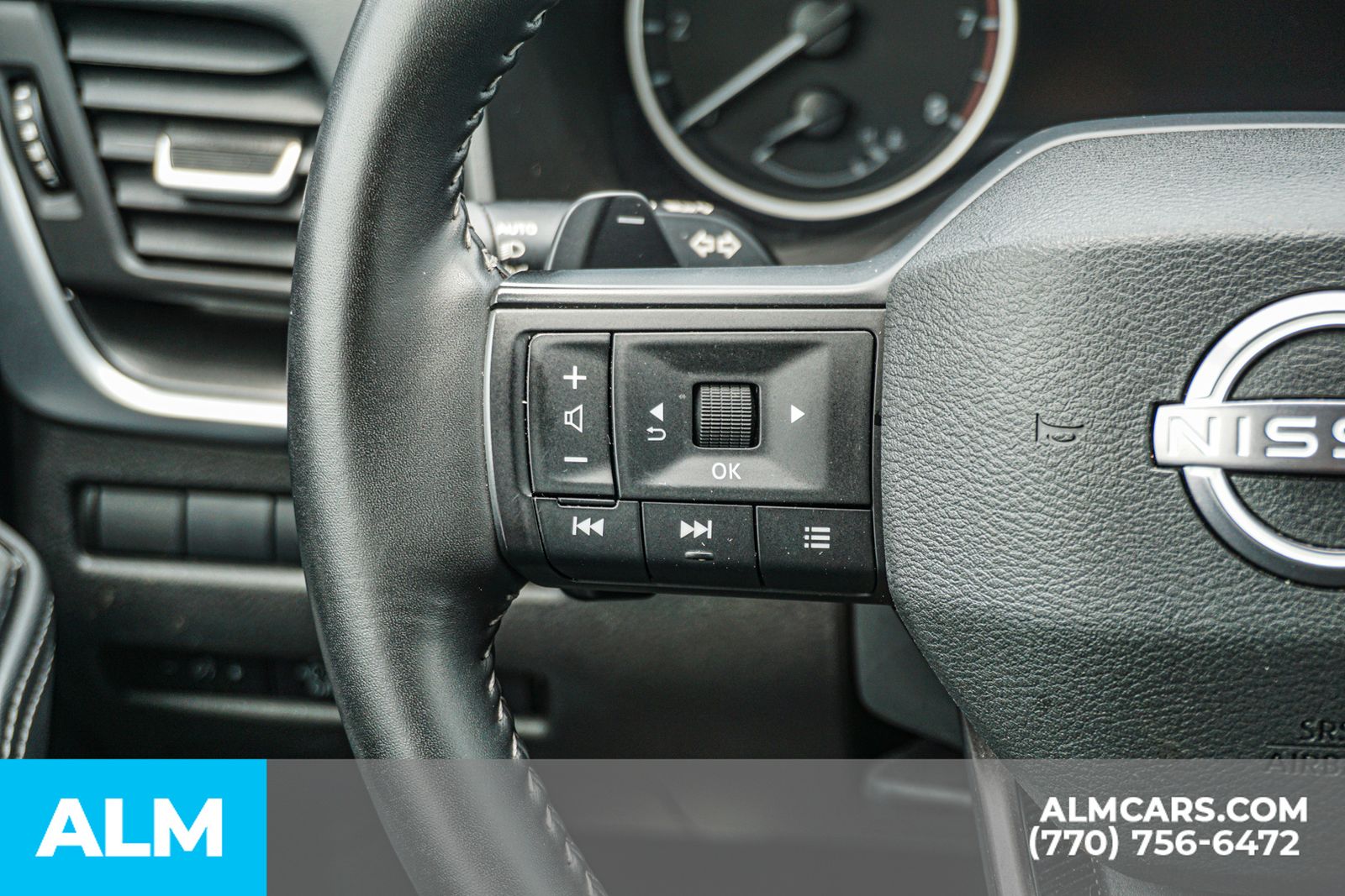 Used 2025 Silver Nissan SV image 30
