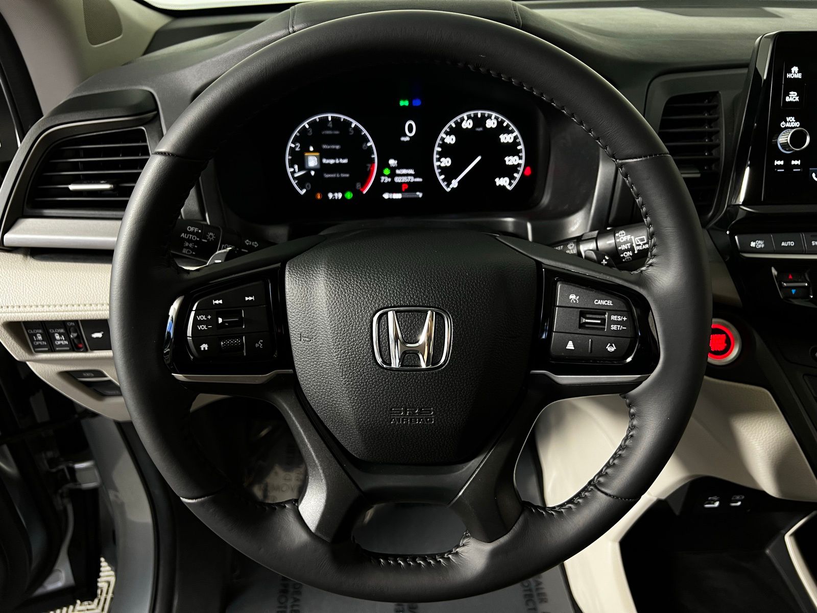 Thumbnail: 2025 Honda Odyssey - 16