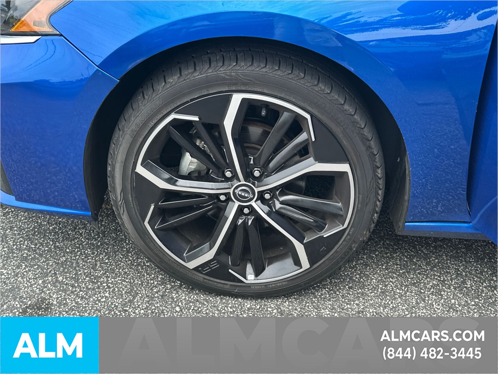 Used 2025 Blue Nissan 2.5 SR image 12