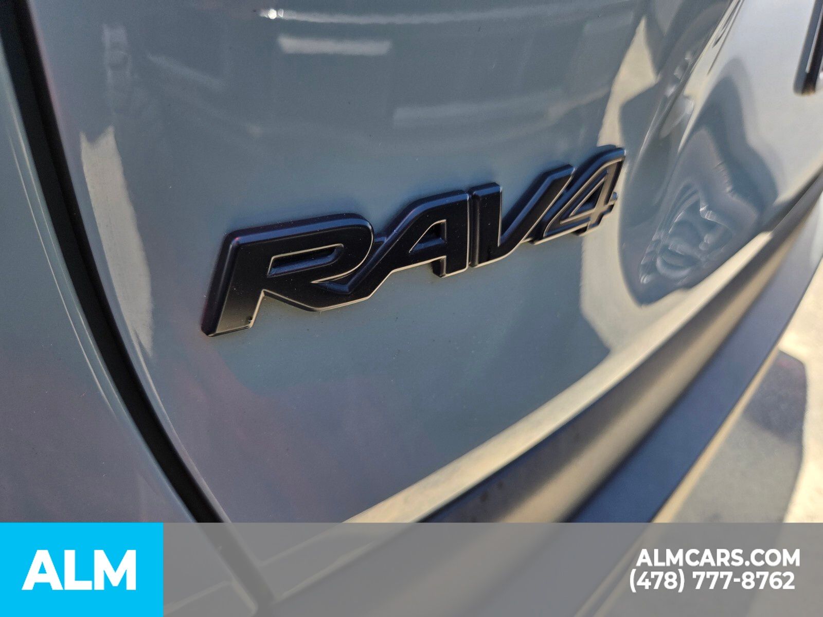 Used 2022  Toyota XLE image 28