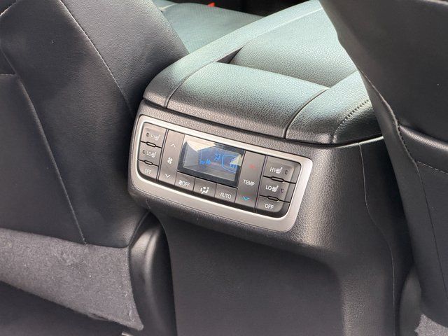Used 2019 Blizzard Pearl Toyota Limited Platinum image 38