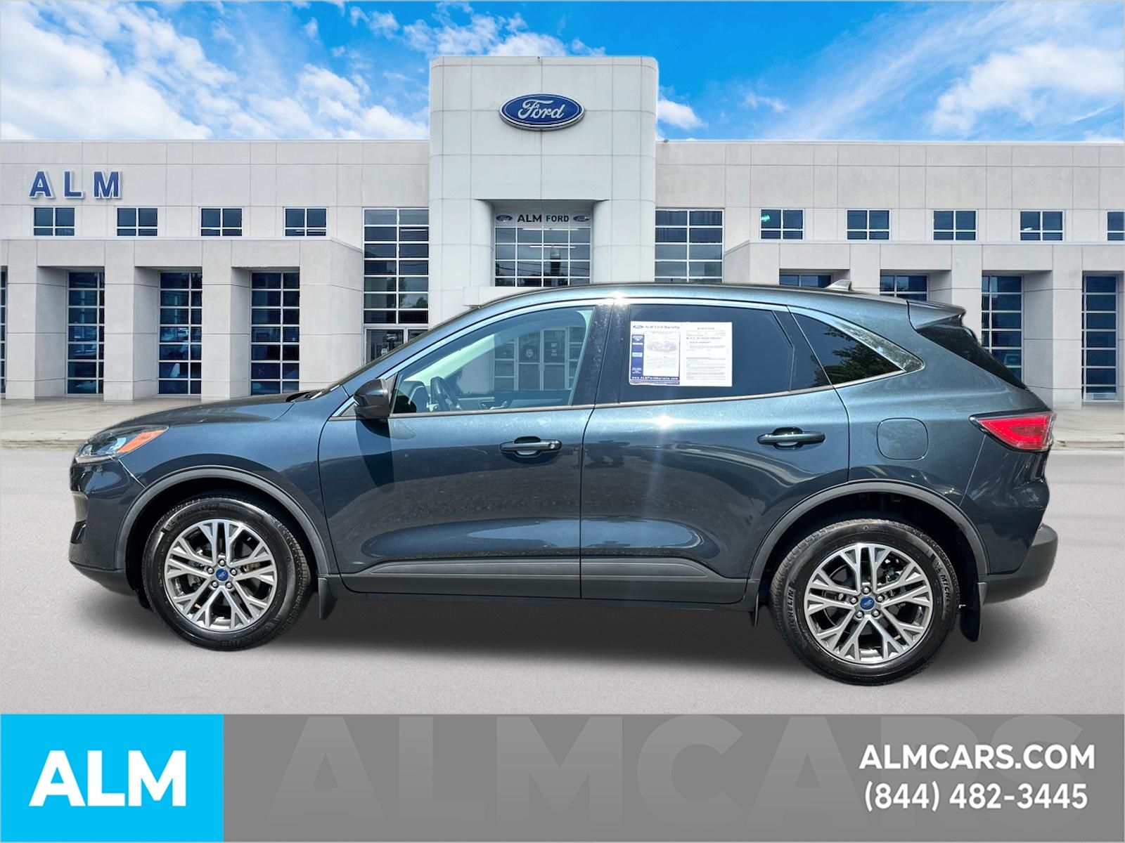 Used 2022 Blue Ford SEL image 9