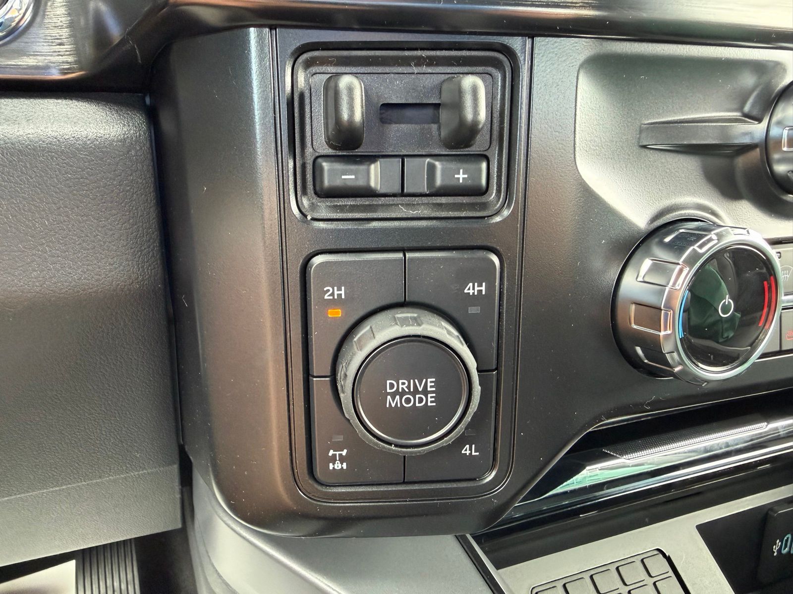 2026 Ford F-250SD image 23