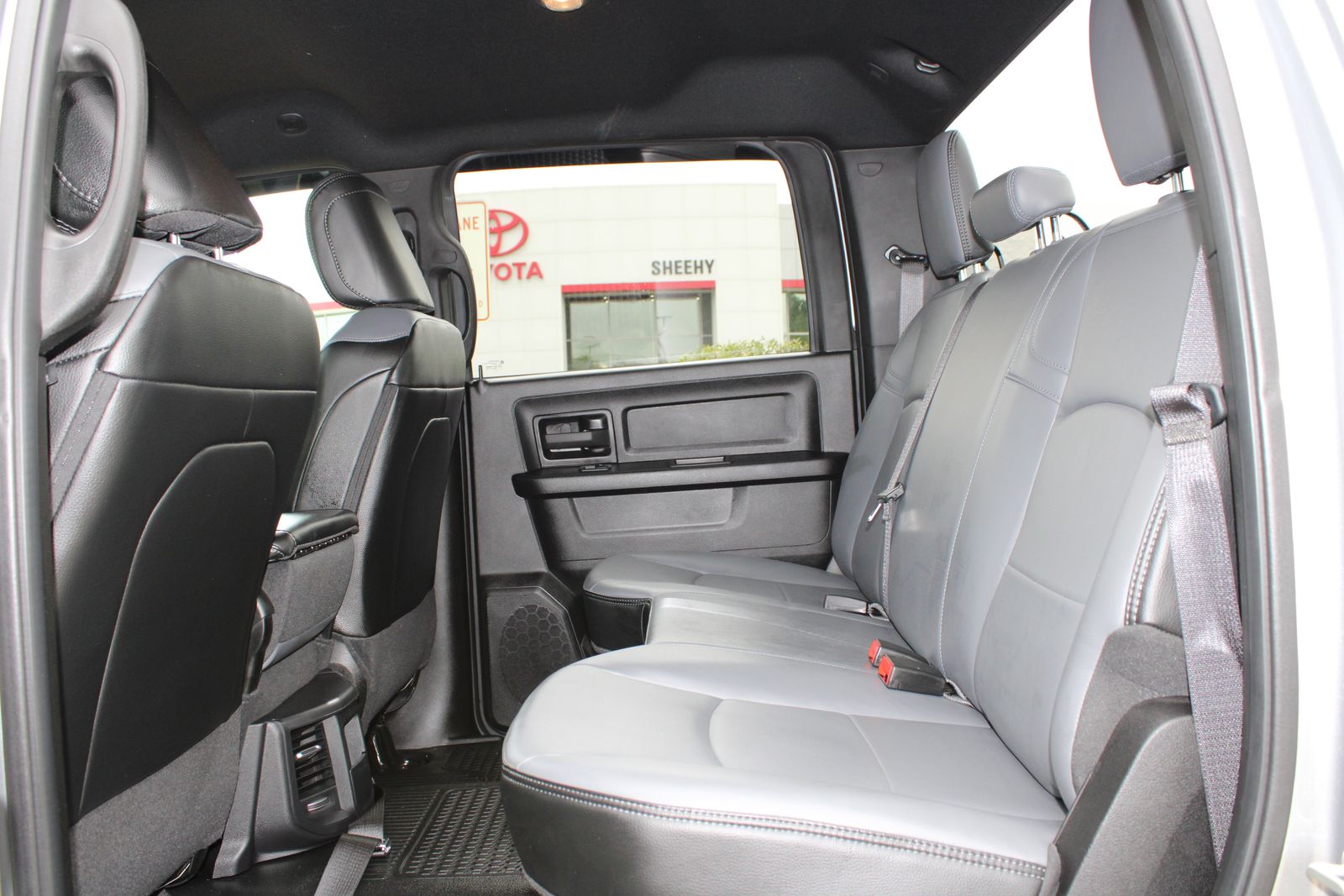Used 2024 Silver Ram Tradesman image 8