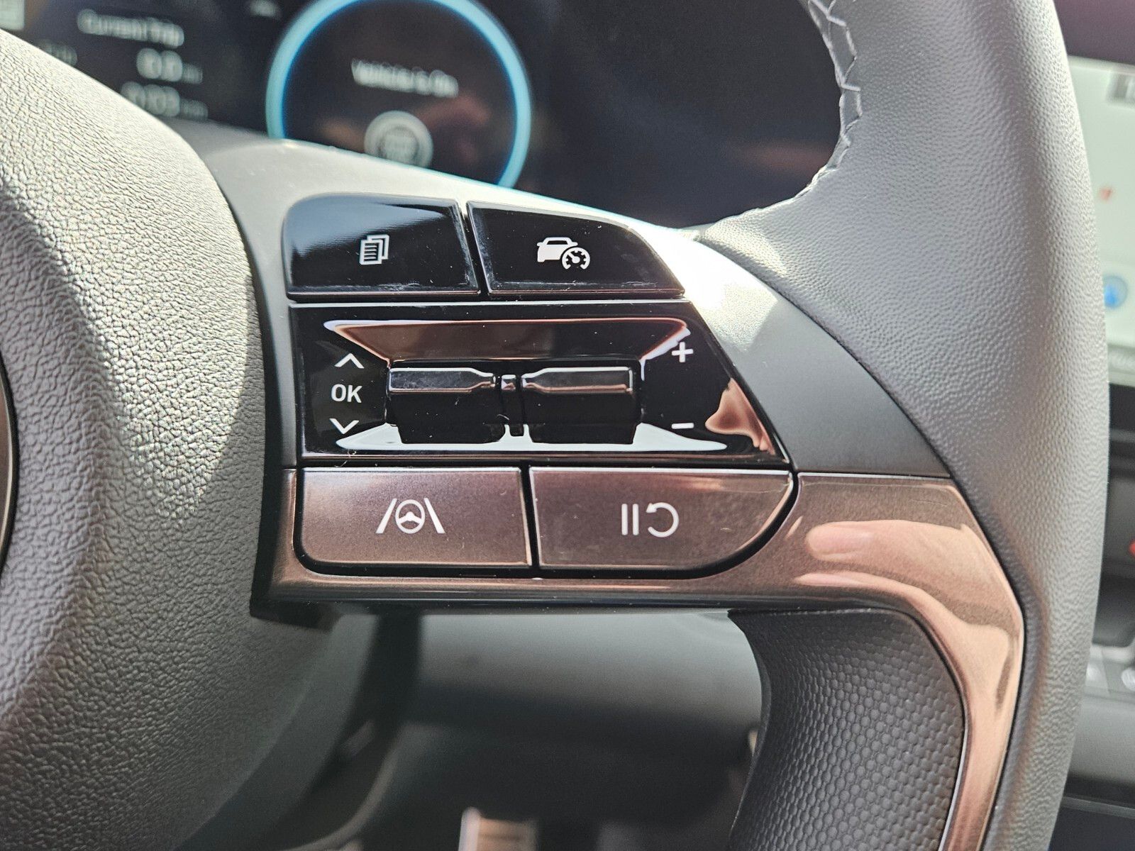 New 2026 Gray Hyundai SEL Sport image 25