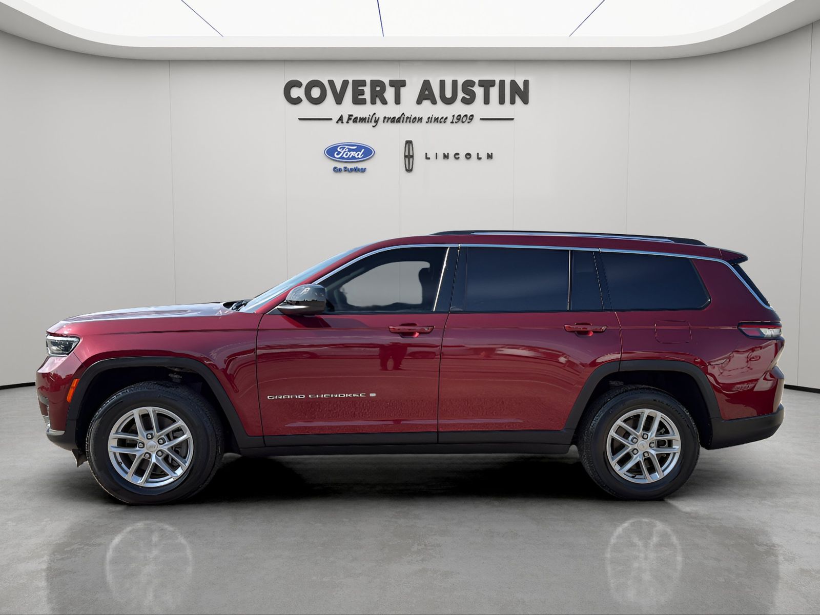 Used Car 2024 Jeep Grand Cherokee L  Laredo For Sale Under $30,000 In Austin, Texas