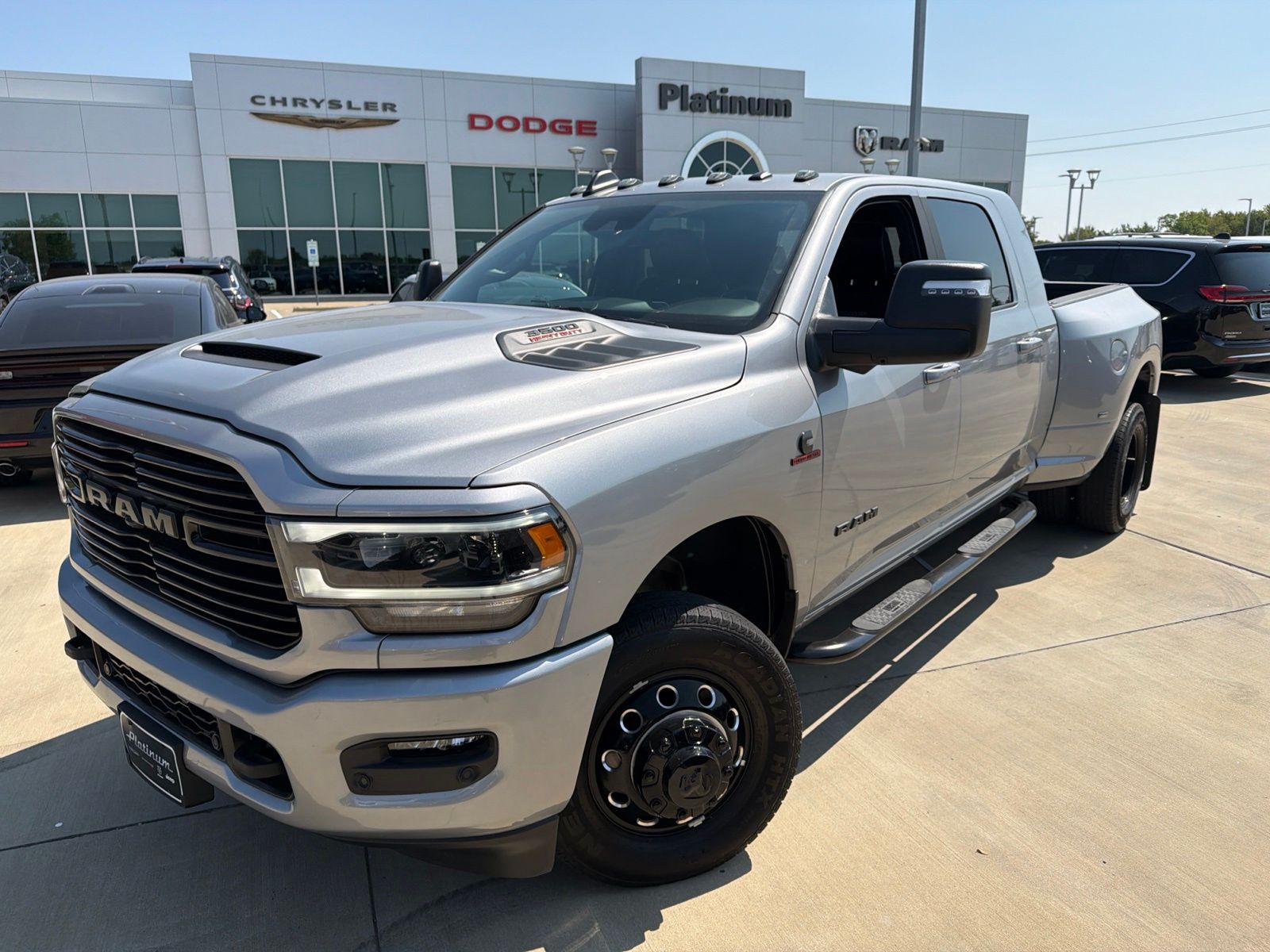 Billet Silver Metallic Clearcoat 2024 RAM 3500 Pickup Truck Four-Wheel Drive 6-Speed Automatic