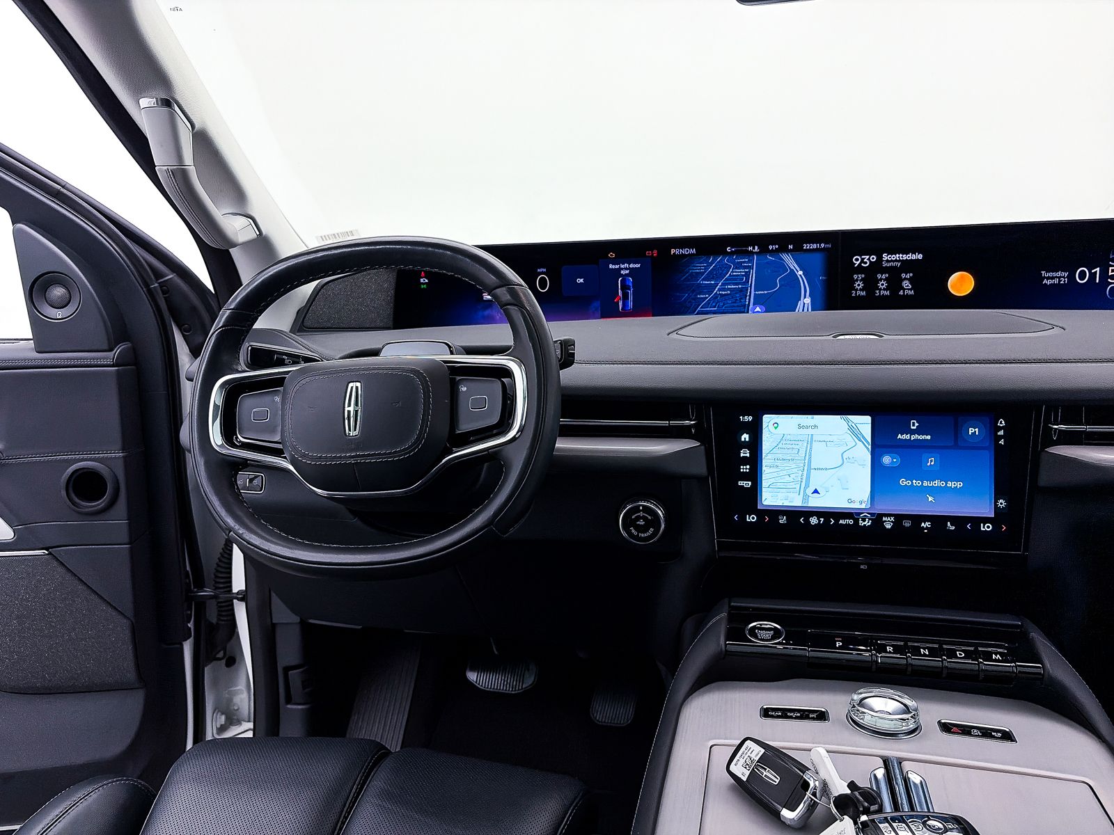 Used White Metallic 2025 Lincoln Navigator L Reserve for Sale in
