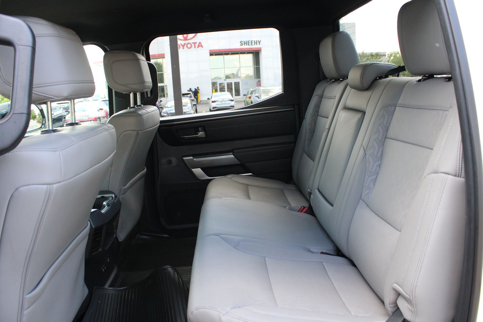 Used 2025 White Toyota SR5 image 7
