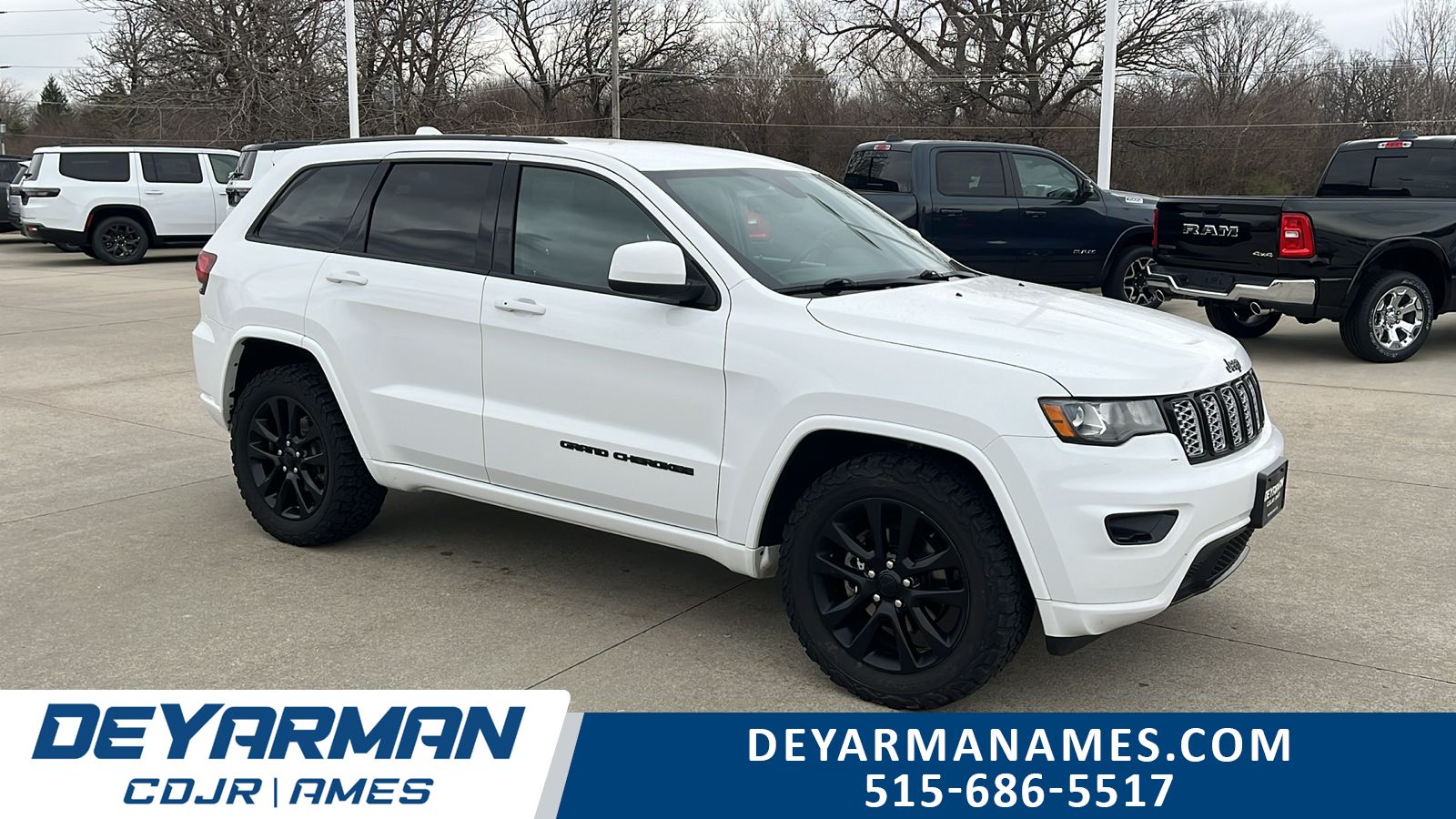 Bright White Clearcoat 2017 Jeep Grand Cherokee Altitude 4WD SUV / Crossover Four-Wheel Drive 8-Speed Automatic
