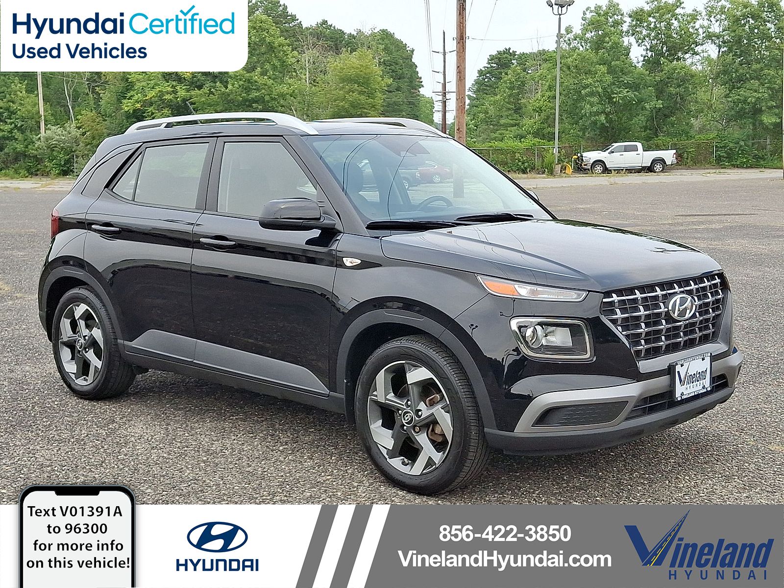 Black Noir Pearl 2023 Hyundai Venue SUV / Crossover Front-Wheel Drive Continuously Variable Transmission