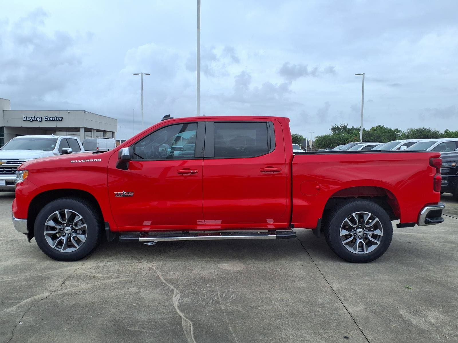 2022 Chevrolet Silverado 1500 LT - 8