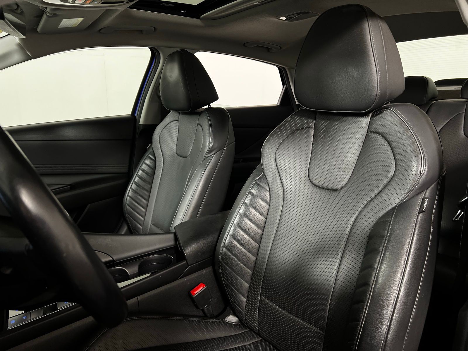 Thumbnail: 2023 Hyundai Elantra - 13