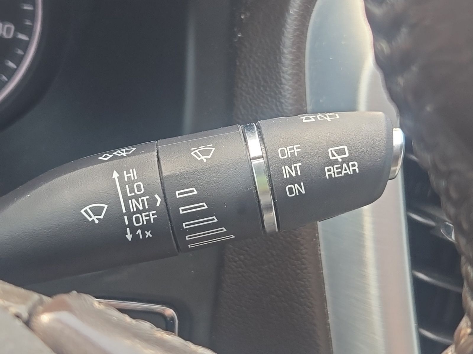 Used 2019 White GMC SLT-1 image 42