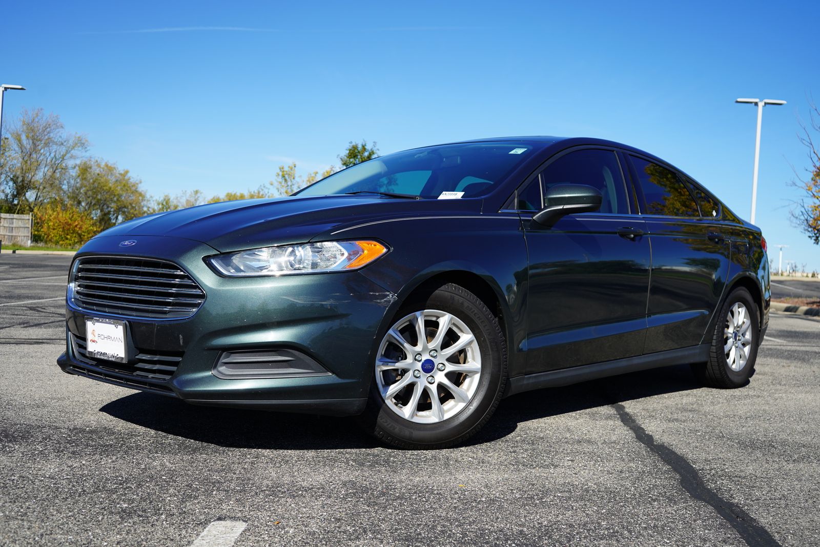 2015 Ford Fusion S 32