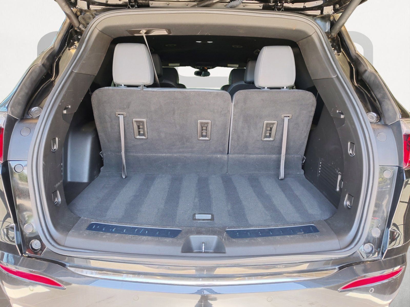 Used Car 2023 Buick Enclave  Essence For Sale Under $25,000 In San Antonio, Texas