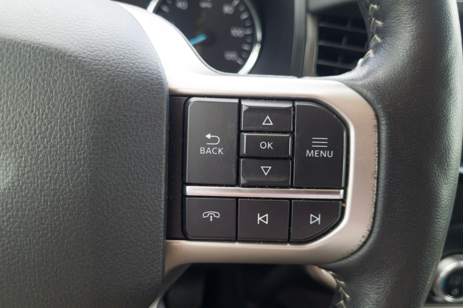 Used 2024 Black Ford XLT image 24