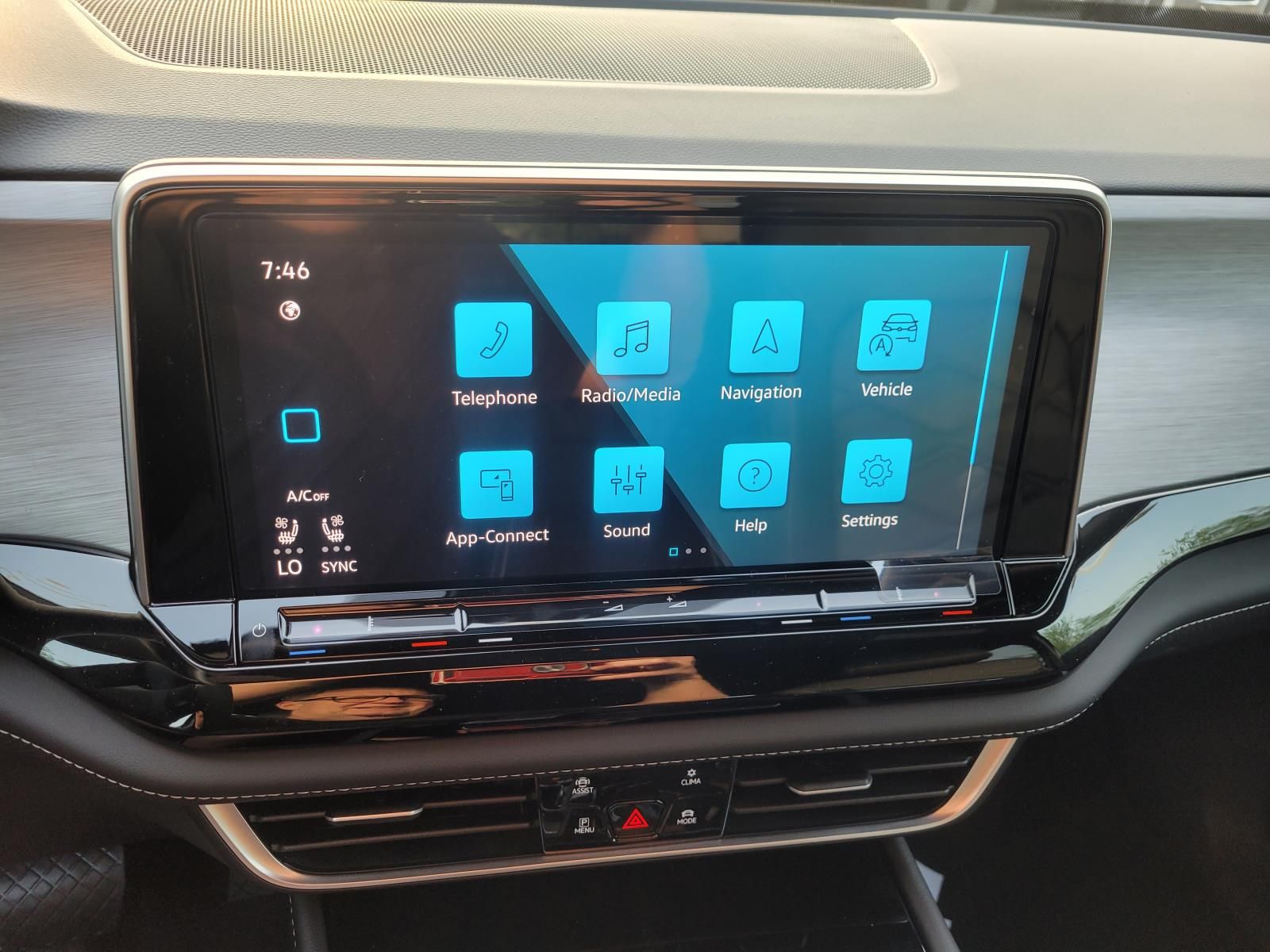 new 2026 Volkswagen Atlas Cross Sport car, priced at $41,026