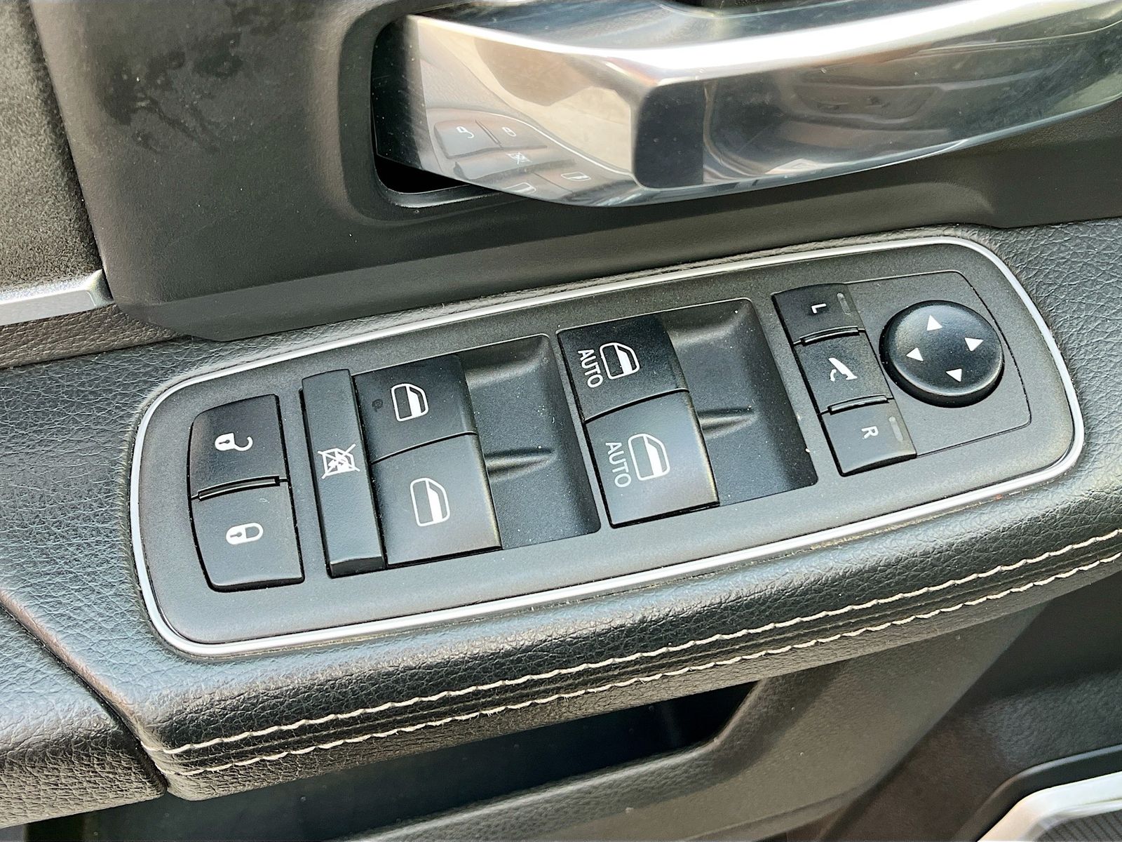 2021 RAM Ram 3500 Pickup Laramie - Photo 17