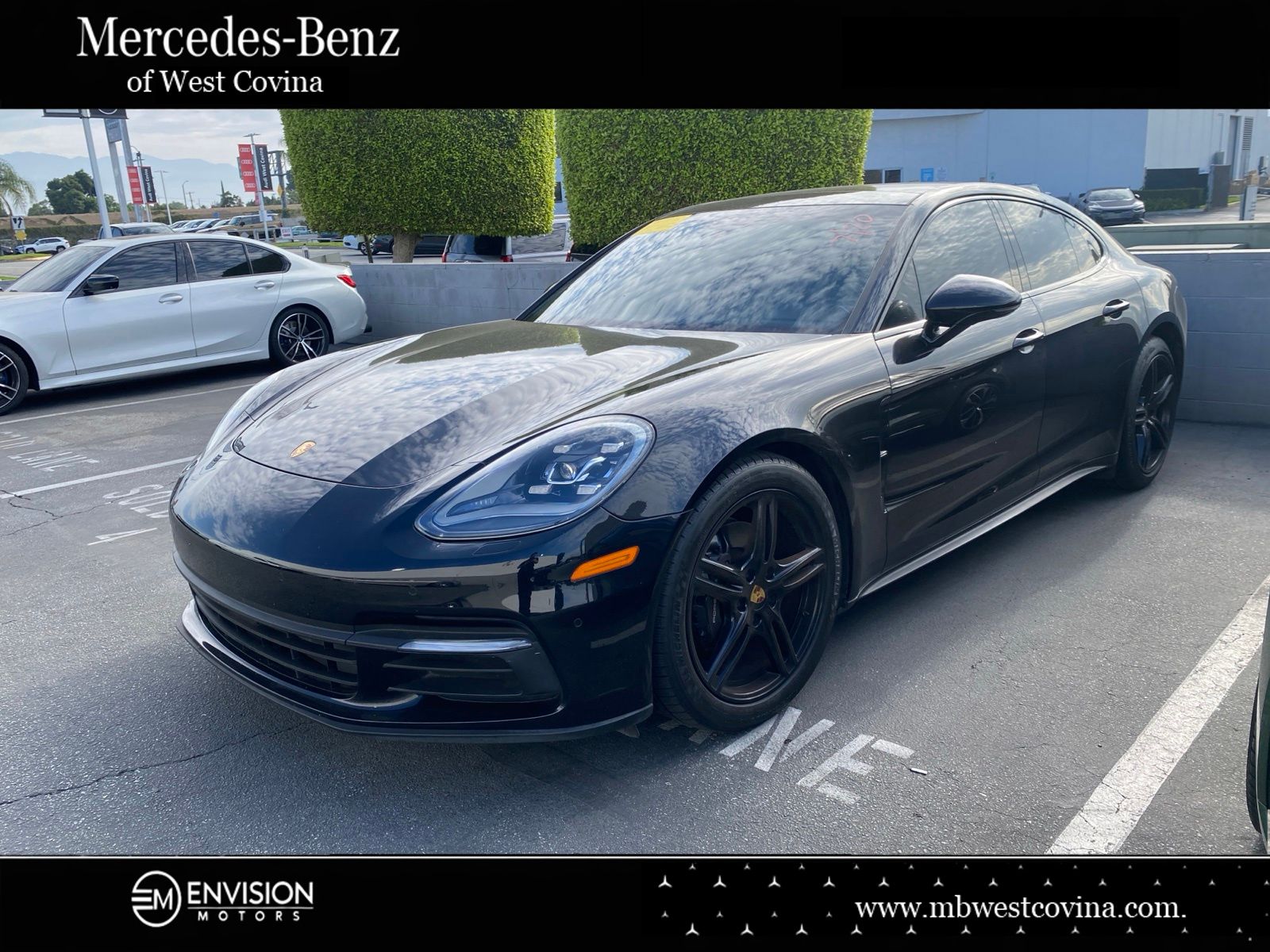 Jet Black Metallic 2019 Porsche Panamera Sedan All-Wheel Drive 8-Speed Automatic