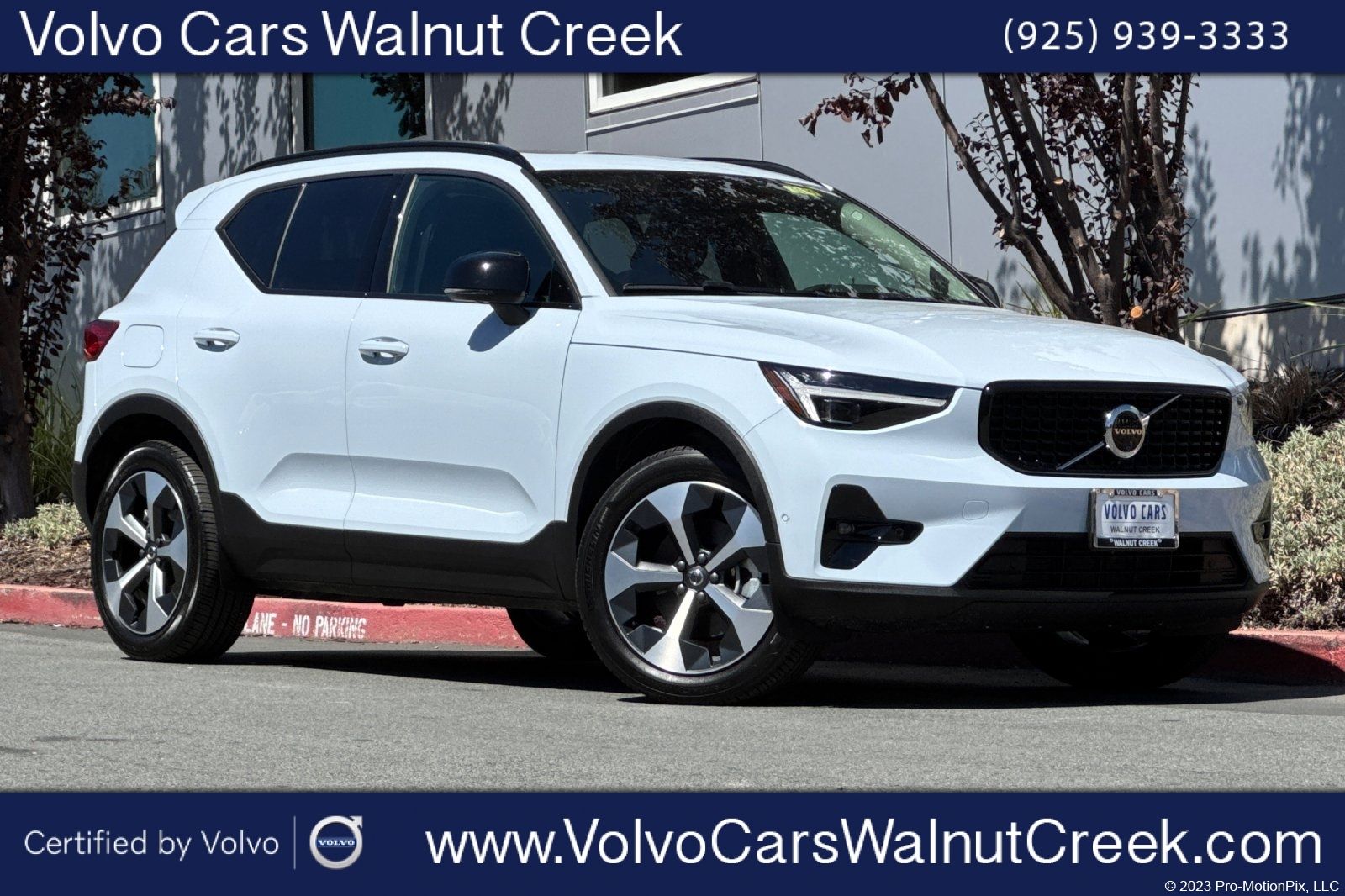Cloud Blue 2026 Volvo XC40 SUV / Crossover All-Wheel Drive Automatic