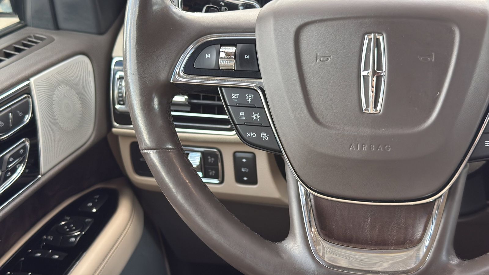 Used Car 2022 Lincoln Navigator L  Reserve For Sale Under $60,000 In Austin, Texas