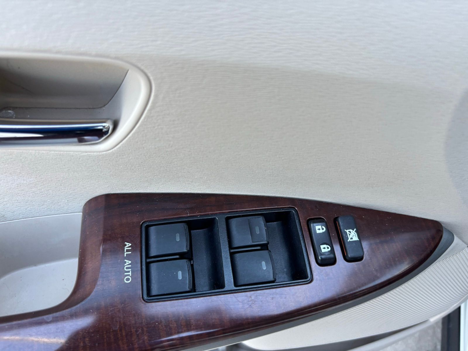 Used Car 2010 Toyota Venza  Base For Sale Under $10,000 In Austin, Texas