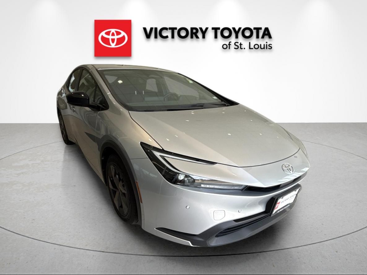 Cutting Edge 2024 Toyota Prius LE FWD Hatchback Front-Wheel Drive Continuously Variable Transmission