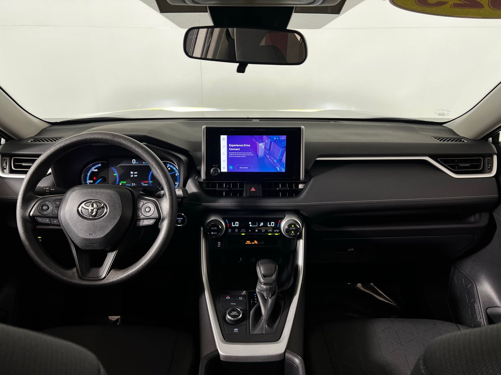 Thumbnail: 2025 Toyota RAV4 - 24