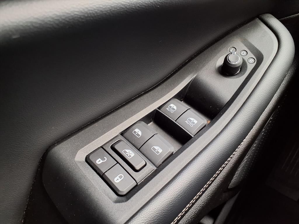 2023 Jeep Grand Cherokee L Altitude Silver at Bayshore Chrysler Jeep Dodge Ram