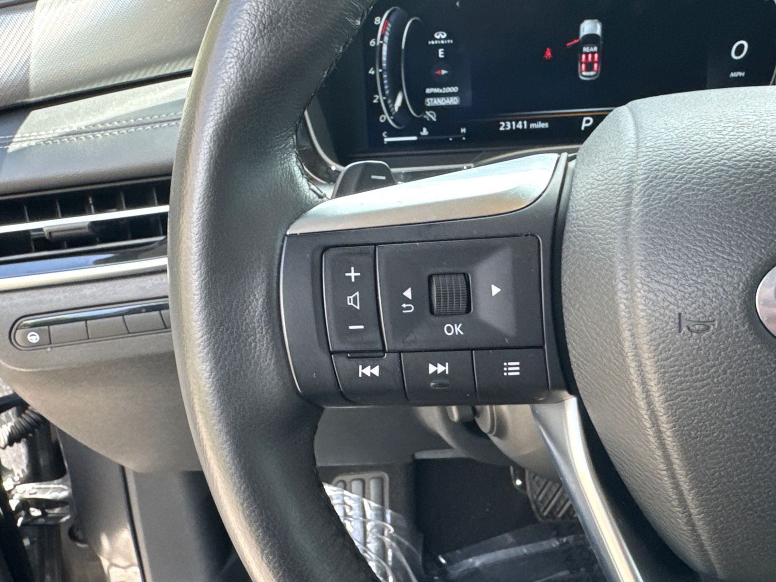 Used 2024 Gray INFINITI LUXE image 26