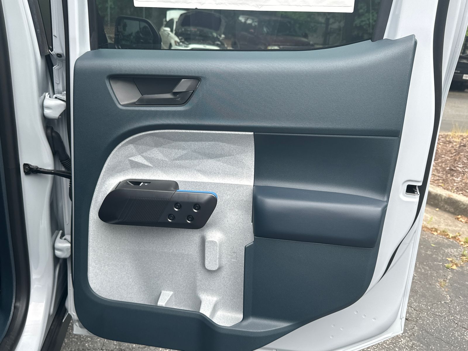 New 2026 Space White Metallic Ford XLT image 17
