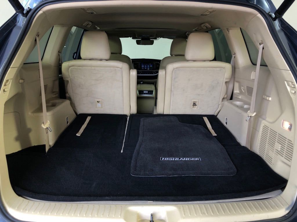 2019 Toyota Highlander XLE 29