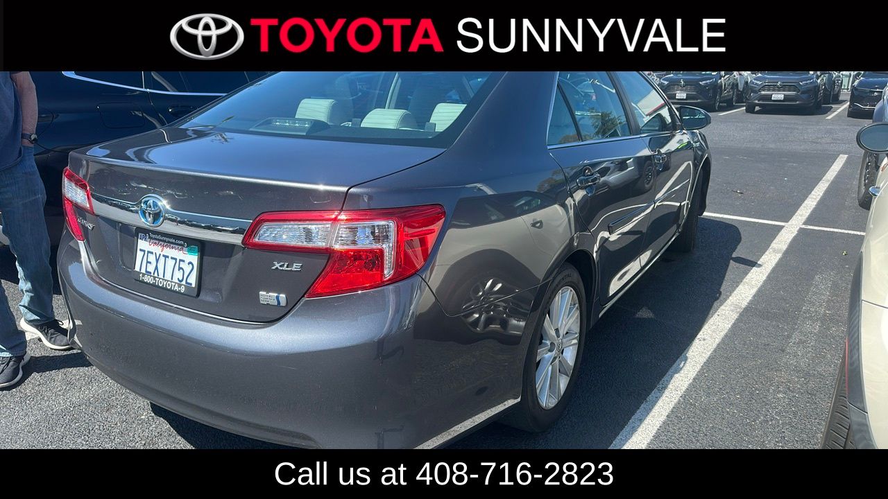 Used 2014 Toyota Camry Hybrid Sedan