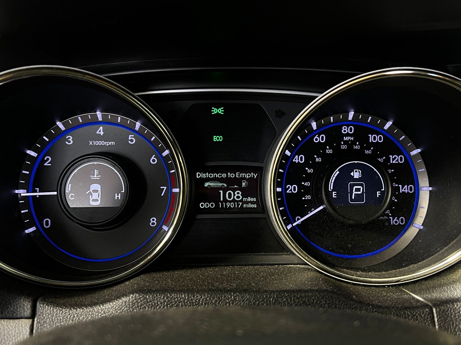 Thumbnail: 2013 Hyundai Sonata - 10