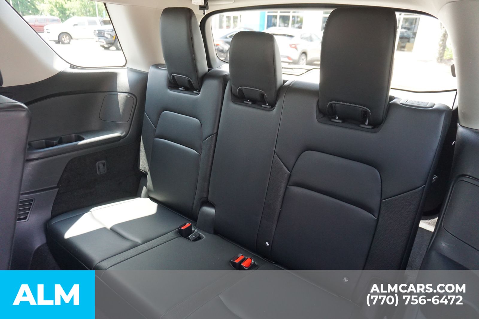 Used 2023 White Nissan SL image 22