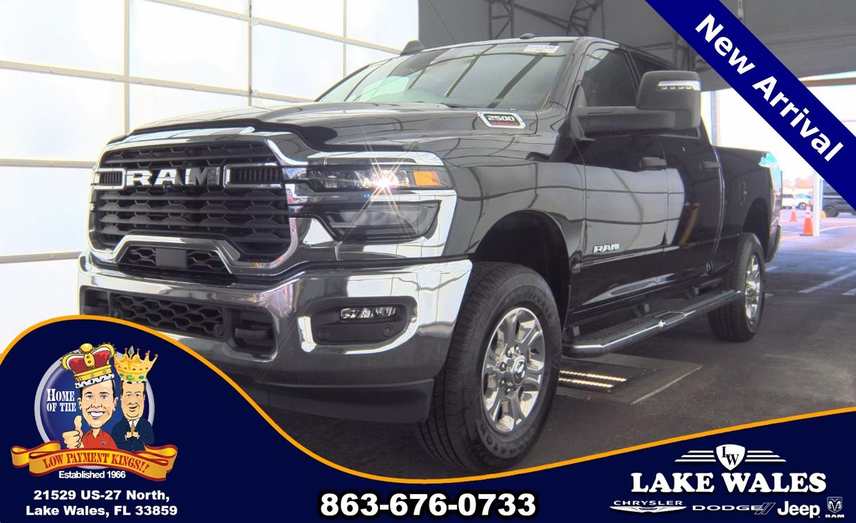 Diamond Black Crystal Pearlcoat 2025 RAM 2500 Big Horn Crew Cab 4WD Pickup Truck Four-Wheel Drive 8-Speed Automatic