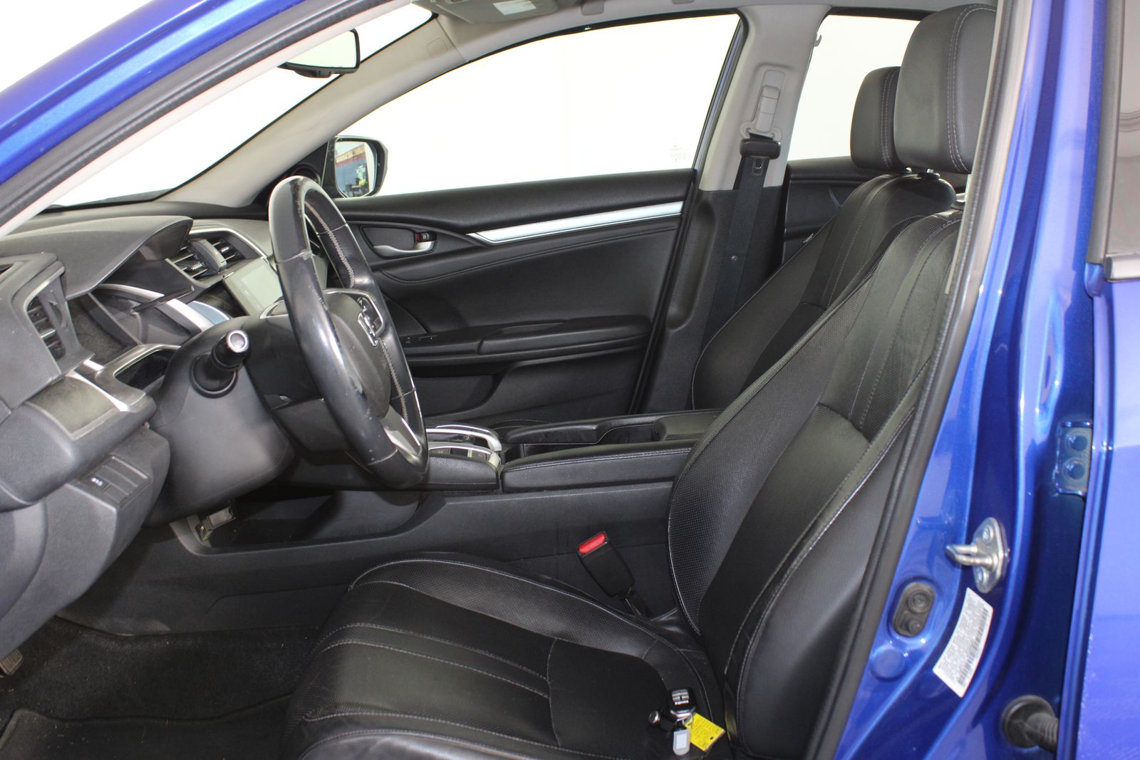 Used 2016 Blue Honda EX-L image 8
